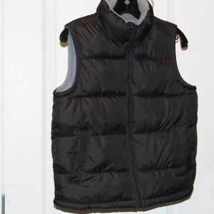 Old Navy Black Puffer Vest